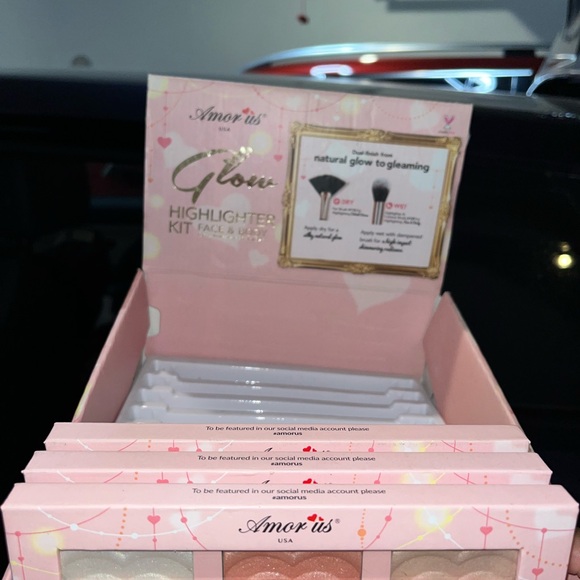 Highlighter pallet - Picture 5 of 7